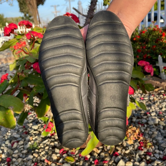 NWT Cinak Orthopedic Flats w/ Velcro Strap - Picture 4 of 4